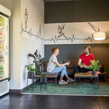 Готель Ibis Budget Poludnie *