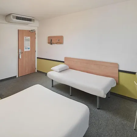 Ibis Budget Poludnie Hotell *