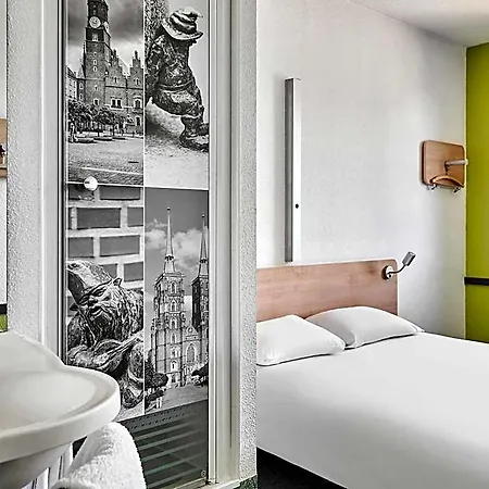 Hotel Ibis Budget Poludnie *